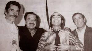 La foto de la mayor dinastía de comediantes mexicanos en la historia: el “ Loco” Valdés junto a “Don Ramón”, “Tin Tan” y “El Ratón” - Infobae