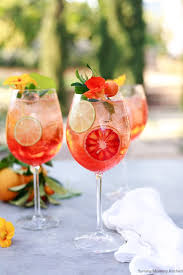 Our italian dinner party menu features authentic italian dishes, which can either be prepared beforehand or are a quick cook before serving. Aperol Spritz Authentic Italian Aperol Cocktail Recipe