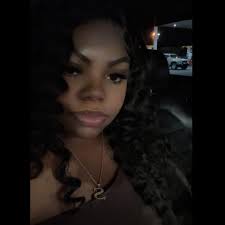 Where to find a private nail tech or smaller boutique nail salon in Auburn  and Opelika for acrylics and nail art?