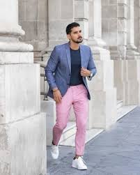 Mit welcher häufigkeit wird die hose altrosa. Welche T Shirts Mit Rosa Hose Zu Tragen 56 Herren Outfits 2021 Lookastic