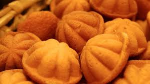Er ist auch bekannt als asiatische madeleines. Kuih Bahulu Panas Kuih Bakar Hidayah Food Manufacturer In Dengkil