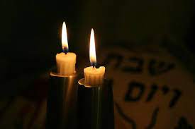 Candle Lighting 5 01 Pm Friday Sunset 5 19 Pm Shabbat Ends 6 03 Pm Yitro The Father In Law Of Moshe Rabbeinu Greets Mos Balloon Shades Shabbat Candlelight