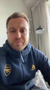 We are really proud and happy to present the next videogreeting for out  10-year anniversary! It's the worlds biggest Arsenal blogger and podcaster,  Andrew ”Arseblog” Mangan! Thank you for the vide ogreeting (