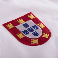 See more ideas about football logo, football, portugal. Portugal 1972 Away Retro Fussball Trikot Online Kaufen Copa