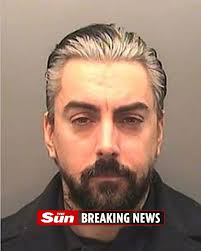 Former Lostprophets frontman Ian Watkins has died after being attacked in  HMP Wakefield