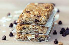 Oatmeal + raisins = a win! Healthy Granola Bars Chewy Delicious Easy