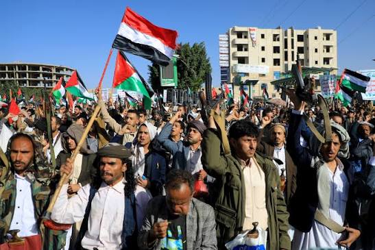 The Houthis in Yemen Gain the World's Attention - <span lang="fr">Helen  Lackner </span>