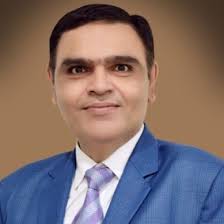 Our most recent class of new joiners were challenged to create a "Day in  the Life" video- This was our winner, and I couldn't agree with him more  about the people and