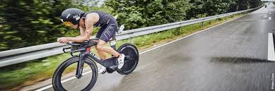 Triathletes compete for fastest overall completion time, racing each segment sequentially with the time transitioning between the disciplines included. Bicicleta Carretera Bicicleta De Triatlon Tienda Online Bike Discount