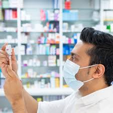 Die gesundheitsverwaltung setzt die vergabe des mittels nun für zwei wochen aus. Astrazeneca Impfkommission Empfiehlt Corona Impfstoff Nur Unter 65 Jahren Manager Magazin