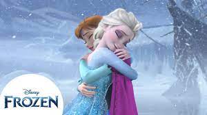 From what i remember, anna is 5'5 and elsa is 5'7. Anna And Elsa S Sisterly Love Frozen Youtube