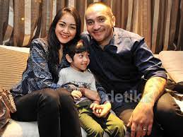 Richa novisha (lahir di bogor, jawa barat, 6 november 1985; Keluarga Gary Iskak Dan Richa Novisha