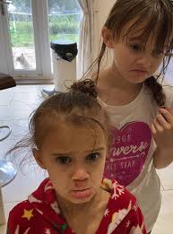 Последние твиты от kerry katona (@kerrykatona7). Kerry Katona Left Furious After Son Max 11 Puts Super Glue In Her Daughters Hair Heart