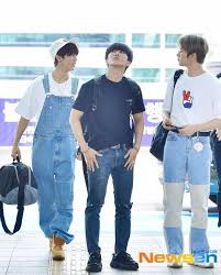 20190712 Press Pic Stray Kids Minus Hyunjin At Incheon Airport Going To Saudi Arabia Kids Overalls Casual Wear For Men Kpop Outfits