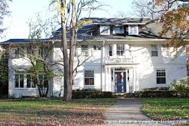Charming Older Homes In Riverside Illinois Town Country Living Old Houses Town And Country Home