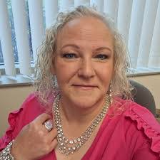 Kelsey Mccormack's Instagram, Twitter & Facebook