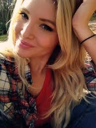 Katie Taft's Instagram, Twitter & Facebook