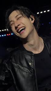 Rowan Wolf (Swagshark101)