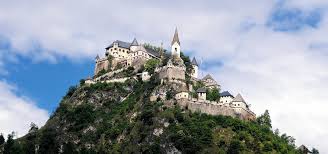 Der regisseur david yates hat in einem interview ebenfalls verraten, dass jeder teil in einem anderen land spielen wird. Castles And Palaces In The Provinces Of Austria