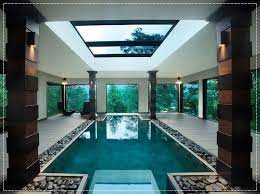 Enviamos junto con el presupuesto una ficha técnica y llevamos una muestra de. Piscinas Dentro De Casa Piscina Interna Indoor Pools Piscina Coberta