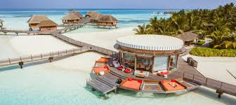 Egy fél kiló kenyér, tonhalkonzerv, gyümölcslé és egy kis jégrém kb. Utazas Nyaralas Szallas Repulojegy Www Neckermann Hu Club Med Maldiv Szigetek Kani