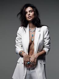 Emily ratajkowski, 25, gave a flash of her enviably slender frame on wednesday a. Dragon Emily Ratajkowski Strips Down For New Jewerly Campaign