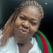 It's time we admit it. Gwen Tennyson is that GWORL!!!!! Invisible Woman  don't want a day with her 😂😂😂