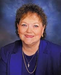 Linda Dague's Instagram, Twitter & Facebook