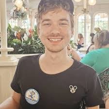 Melissa Ebbs's Instagram, Twitter & Facebook