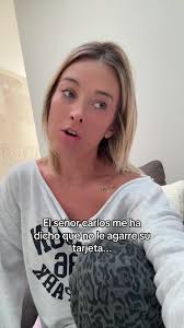 Don Carlos y su tarjeta: ¡Aventura cómica inesperada!