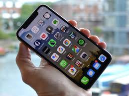 Popular recent phones in the same price range as apple iphone 11 pro max. Iphone 11 Pro Review The Best Small Phone Available Iphone The Guardian