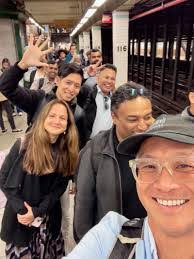 Sally Sloan's Instagram, Twitter & Facebook