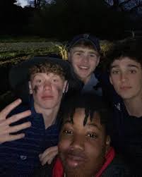 Devin Gaines (@devinbgaines) • Instagram photos and videos