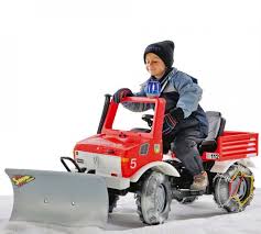 Maybe you would like to learn more about one of these? This Pedal Powered Snow Plow Actually Lets Your Kid Clear Your Driveway