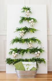 How To Decorate A Christmas Tree Christmas Diy Diy Christmas Tree Wall Christmas Tree