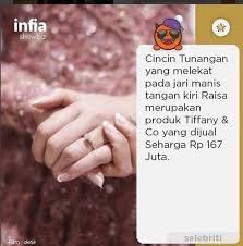 Tepat di tanggal ini, tiga tahun yang lalu, aku merasa bahagia karena telah mengikrarkan sebuah janji suci atas nama tuhan di hadapan kedua. Kata Kata Bahagia Setelah Tunangan