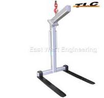 Pallet hooks for overhead lifting