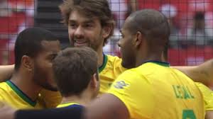 O time vermelho e branco lembrou a frança que enfrentou o brasil na semifinal de sábado: Brasil Vence A Polonia Por 3 Sets A 2 E Esta A Um Jogo Do Titulo Da Copa Do Mundo De Volei Volei Ge