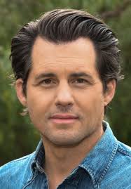 Kristoffer Polaha