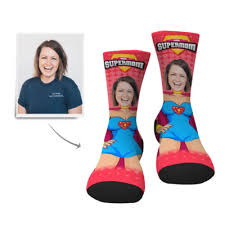 Personalisiert Super Mutter Gesicht Socken In 2020 Sandalen Mit Socken Socken Super Mutter