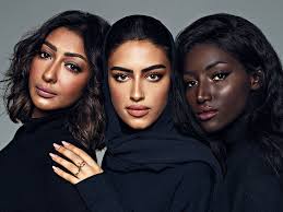 #يارا_النمله حاله مؤكدةرجل في الواحده والخمسين من العمر مسؤولياته كبيره اقترض للعلاج تراكمت الديون واجتمع الدين مع أعباء. ØªØ¹Ø±ÙÙŠ Ø¥Ù„Ù‰ Ø«Ù„Ø§Ø« Ù…Ù† Ø±Ø§Ø¦Ø¯Ø§Øª Ø§Ù„Ø£Ø¹Ù…Ø§Ù„ Ø§Ù„Ù„ÙˆØ§ØªÙŠ ØºÙŠ Ø±Ù† ÙˆØ¬Ù‡ Ø¹Ø§Ù„Ù… Ø§Ù„ØªØ¬Ù…ÙŠÙ„ ÙÙŠ Ø§Ù„Ø³Ø¹ÙˆØ¯ÙŠØ© Ú¤ÙˆØº Ø§Ù„Ø¹Ø±Ø¨ÙŠØ©