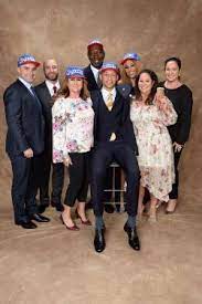 Check out this biography to know more about his childhood, family, personal life, career, etc. Parents Ben Simmons Ballsohard Mrowl