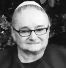 Joanna Troyer's Instagram, Twitter & Facebook