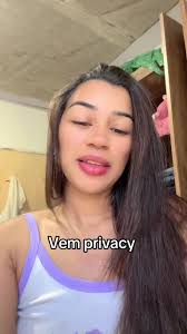 Thaiz Andrade Privacy