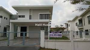 Acara perbarisan peserta smk bandar tasik kesuma. Bandar Tasik Kesuma Beranang Intermediate Semi Detached House 4 1 Bedrooms For Sale Iproperty Com My