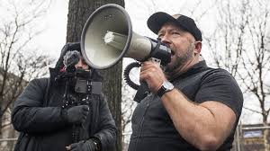 Последние твиты от alex jones (@missalexjones). Spotify And Joe Rogan Under Fire Over Alex Jones Role Bbc News