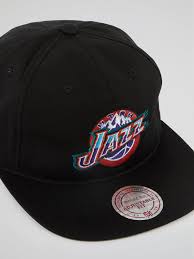 This new era strapback cap is made from 100% polyester. Utah Jazz Team Logo Deadstock Throwback Snapback Cap Maison B More
