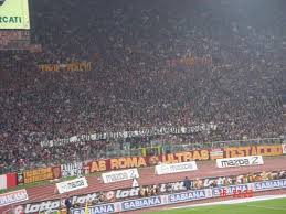 Gli as roma ultras nascono dall'unione dei sag, dei mods e di alcuni giovani componenti dei fedayn. Le Foto Dei Tifosi Della Roma E Della Curva Sud