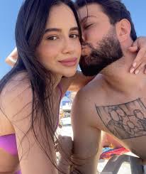 feriado de descanso, com muita paz 🤍