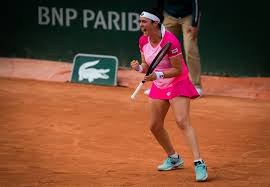 Alexander zverev, a roland garros semifinalist, also fell in five sets in the us open final the following year. Roland Garros 2021 Entree En Lice Reussie Pour Ons Jabeur